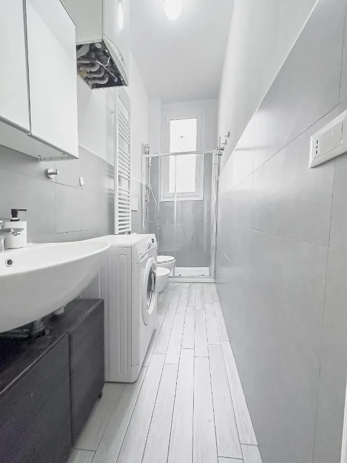 Apartment Realkasa Mura Del Borgo Di San Pietro Bologna Italy